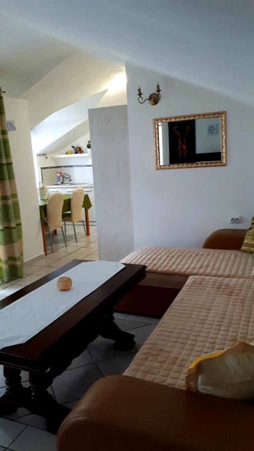 Apartmani Kalinic Bijela Værelse billede